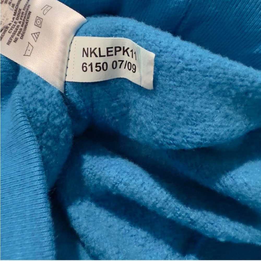 Vintage Y2K Aeropostale Rhinestone Hoodie Blue 2000s Mall Goth Coquette Tomboy - Picture 8 of 8